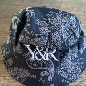 🦋WOMENS Y&R BUCKET HAT🦋